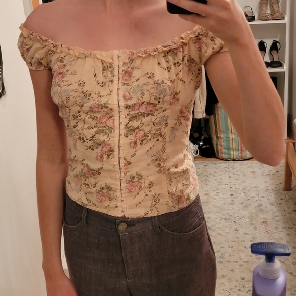 Pink Floral Milkmaid Blouse - Picture 8 of 8